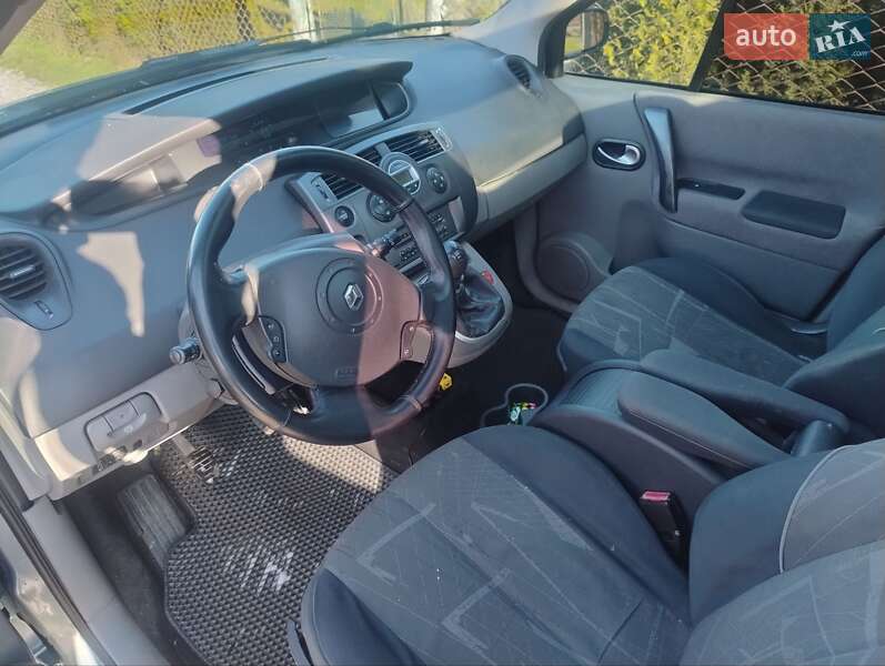 Мінівен Renault Grand Scenic 2004 в Яворові фото 13 Мінівен Renault Grand Scenic 2004 в Яворові