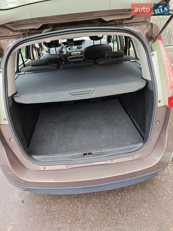 Мінівен Renault Grand Scenic 2010 в Кам'янці-Бузькій