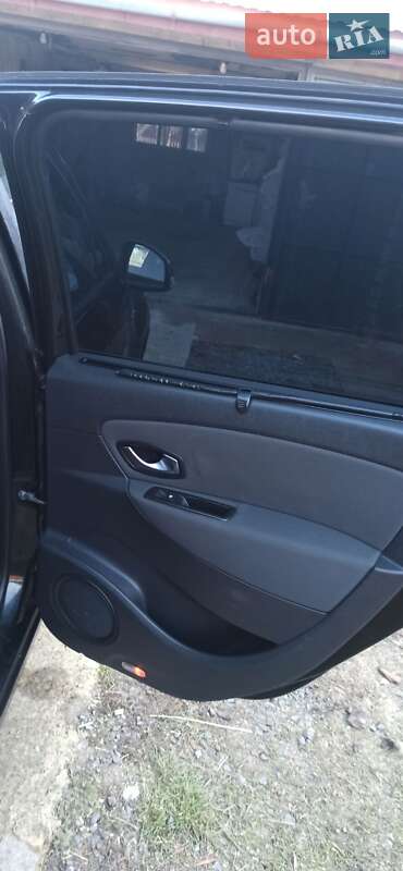 Минивэн Renault Grand Scenic 2010 в Буске