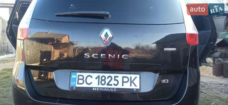 Минивэн Renault Grand Scenic 2010 в Буске