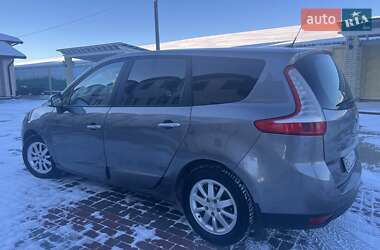 Минивэн Renault Grand Scenic 2010 в 