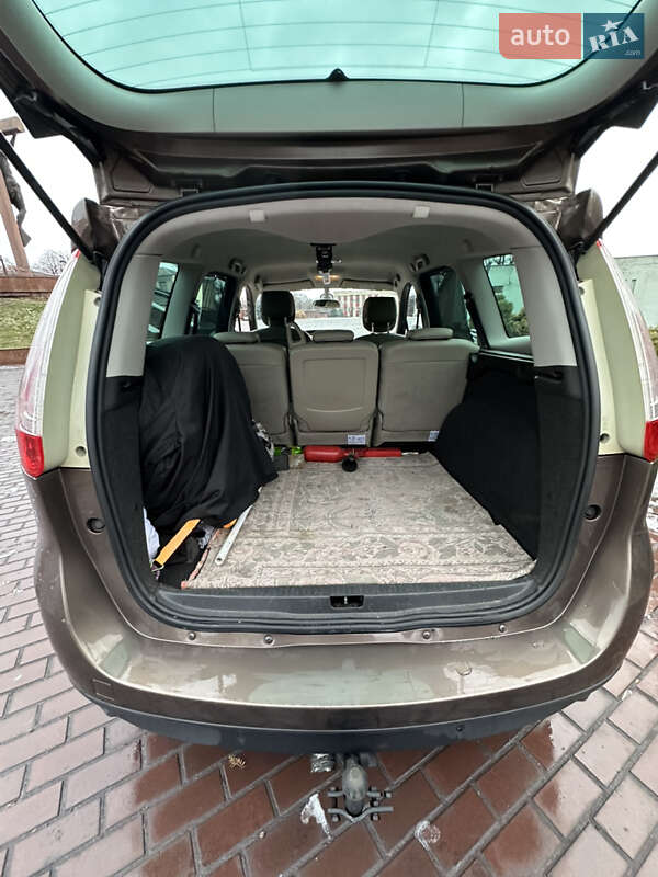 Минивэн Renault Grand Scenic 2009 в Днепре