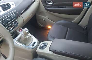 Минивэн Renault Grand Scenic 2009 в 