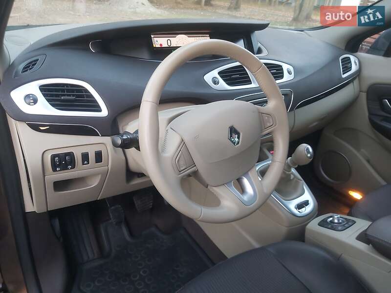 Мінівен Renault Grand Scenic 2009 в Тернополі фото 19 Мінівен Renault Grand Scenic 2009 в Тернополі
