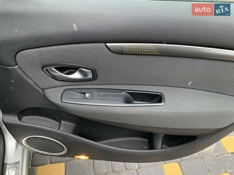 Минивэн Renault Grand Scenic 2010 в Львове