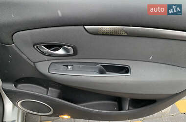 Минивэн Renault Grand Scenic 2010 в 