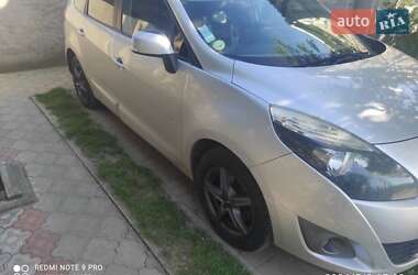 Минивэн Renault Grand Scenic 2011 в Нетешине