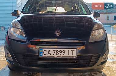 Минивэн Renault Grand Scenic 2011 в Чернобае