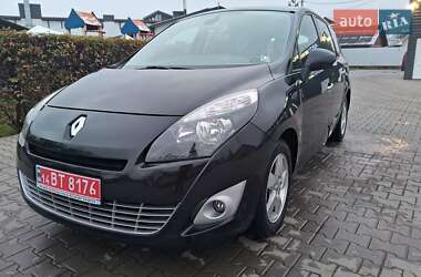 Минивэн Renault Grand Scenic 2009 в Косове