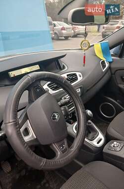 Минивэн Renault Grand Scenic 2010 в Запорожье