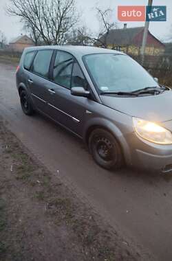Минивэн Renault Grand Scenic 2005 в 