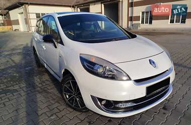Минивэн Renault Grand Scenic 2012 в 