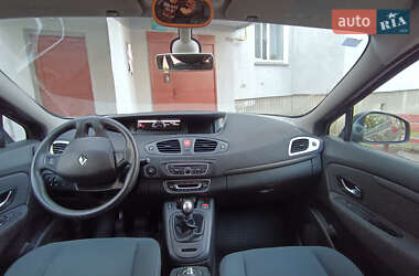 Минивэн Renault Grand Scenic 2009 в 