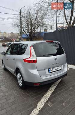 Мінівен Renault Grand Scenic 2011 в Дніпрі