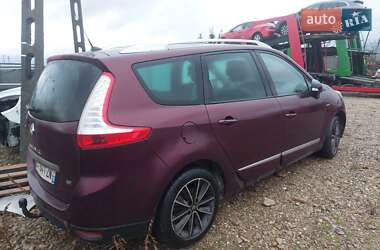 Минивэн Renault Grand Scenic 2013 в 