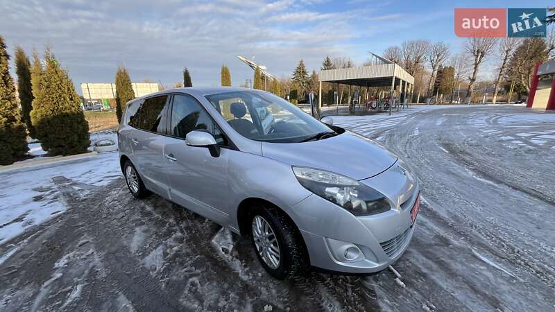 Renault Grand Scenic 2011 Renault Grand Scenic 2011