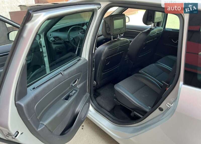 Минивэн Renault Grand Scenic 2014 в Остроге