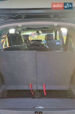 Минивэн Renault Grand Scenic 2013 в 
