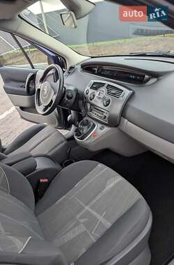 Мінівен Renault Grand Scenic 2005 в Володимирі