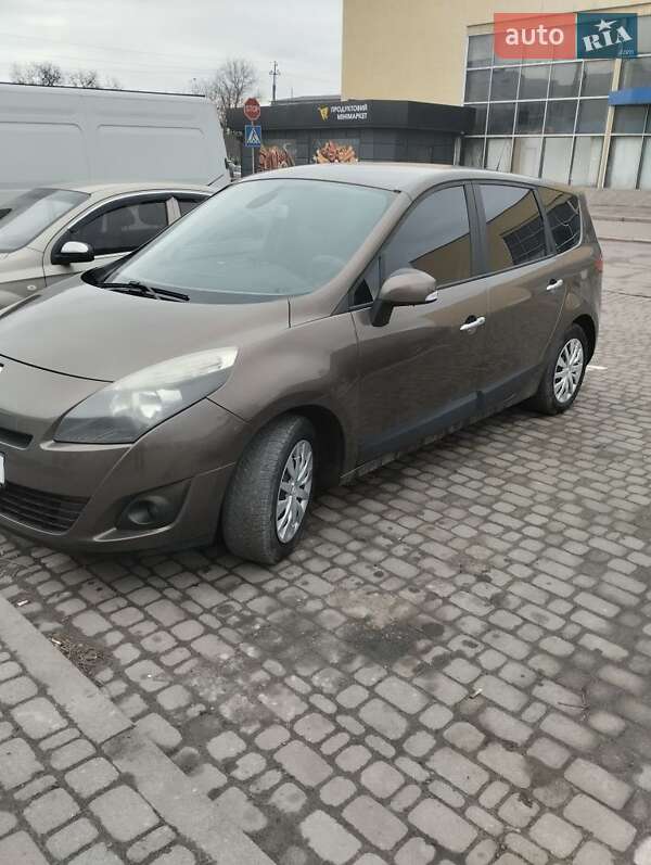 Минивэн Renault Grand Scenic 2009 в Житомире