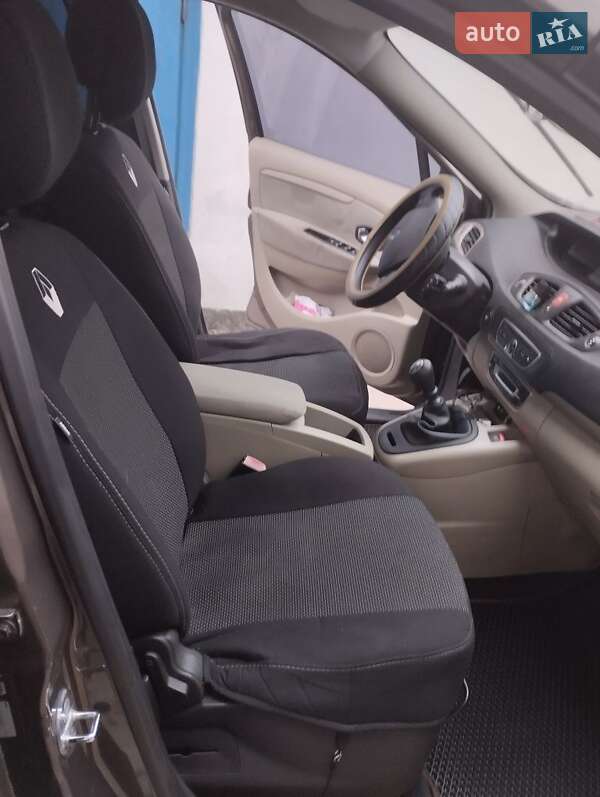 Минивэн Renault Grand Scenic 2009 в Житомире