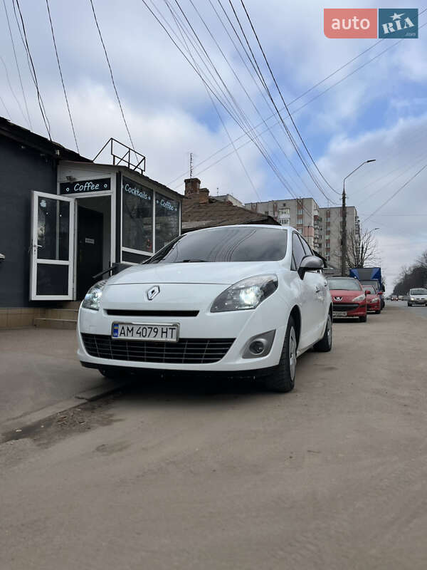 Минивэн Renault Grand Scenic 2010 в Житомире