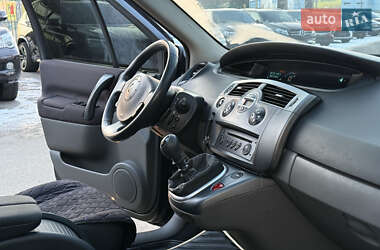 Минивэн Renault Grand Scenic 2006 в 