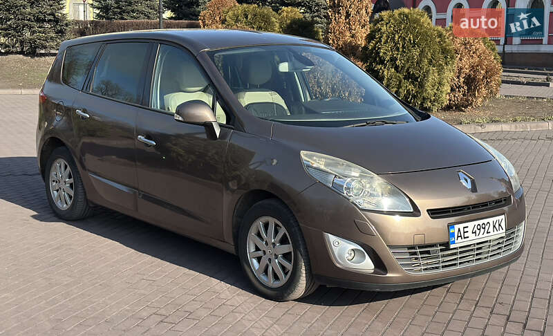 Минивэн Renault Grand Scenic 2009 в Днепре