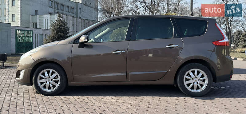 Минивэн Renault Grand Scenic 2009 в Днепре