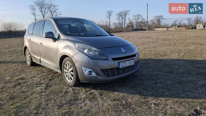 Мінівен Renault Grand Scenic 2010 в Дніпрі