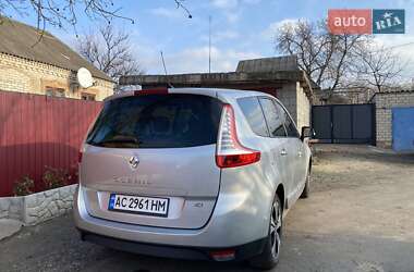Минивэн Renault Grand Scenic 2011 в 