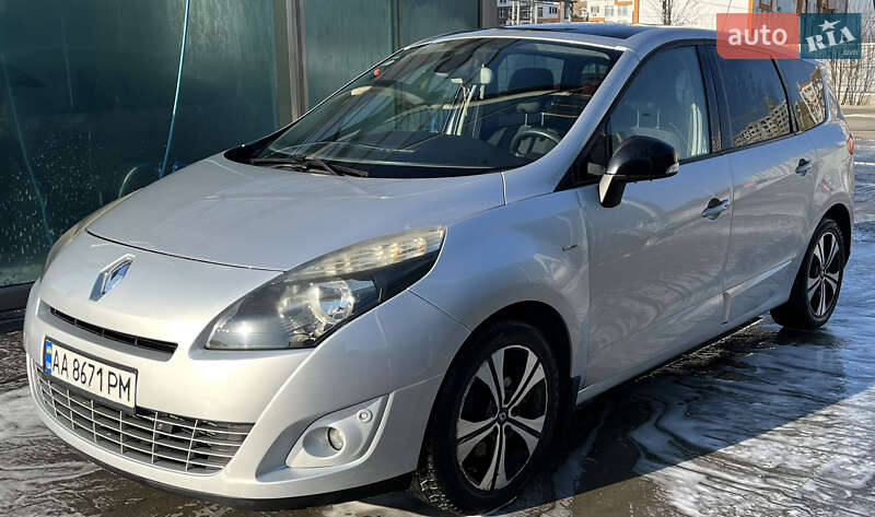 Мінівен Renault Grand Scenic 2012 в Києві