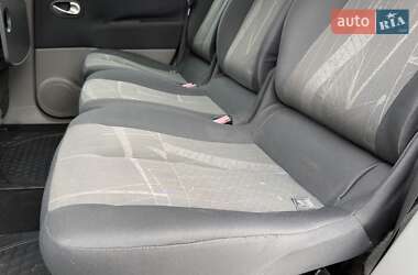 Минивэн Renault Grand Scenic 2006 в 