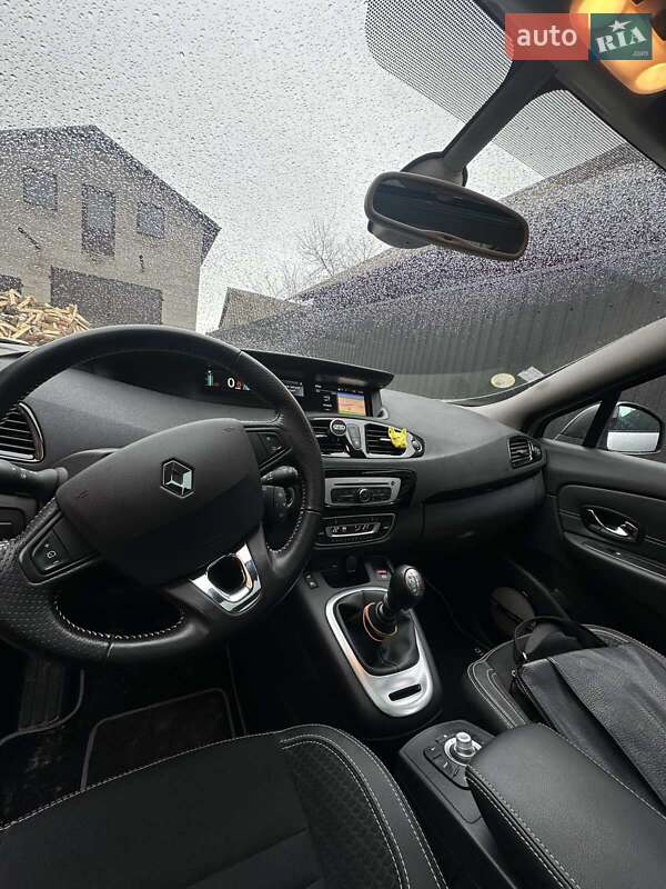 Минивэн Renault Grand Scenic 2016 в Дубровице