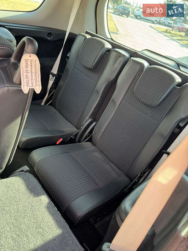 Минивэн Renault Grand Scenic 2012 в Черновцах