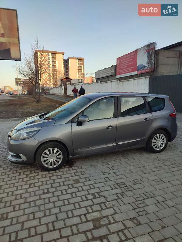 Мінівен Renault Grand Scenic 2013 в Івано-Франківську
