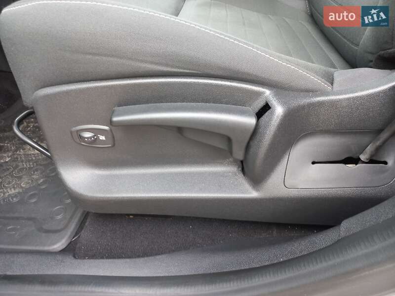 Мінівен Renault Grand Scenic 2015 в Луцьку