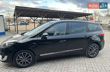 Минивэн Renault Grand Scenic 2012 в 