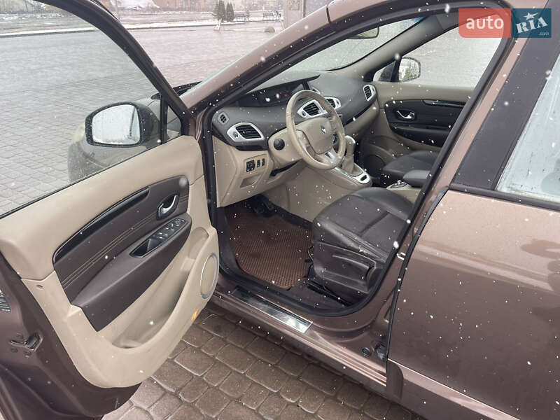 Мінівен Renault Grand Scenic 2009 в Львові