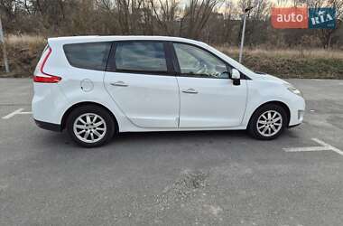 Минивэн Renault Grand Scenic 2009 в 