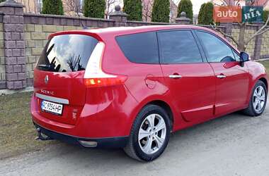 Мінівен Renault Grand Scenic 2010 в 