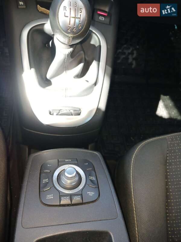 Мінівен Renault Grand Scenic 2010 в Хотині