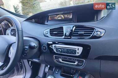 Мінівен Renault Grand Scenic 2012 в 