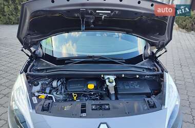 Мінівен Renault Grand Scenic 2012 в 