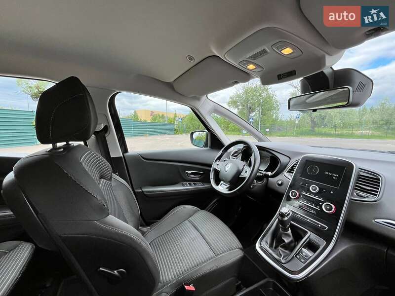 Минивэн Renault Grand Scenic 2017 в Киеве