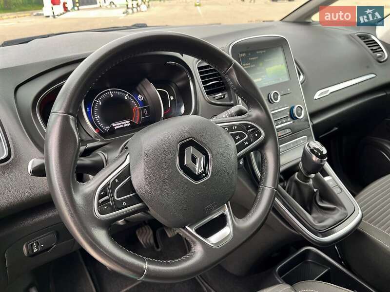 Минивэн Renault Grand Scenic 2017 в Киеве