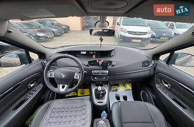 Минивэн Renault Grand Scenic 2011 в 