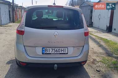 Минивэн Renault Grand Scenic 2009 в 