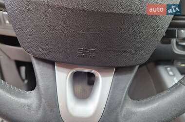Минивэн Renault Grand Scenic 2011 в 