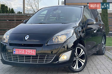 Мінівен Renault Grand Scenic 2012 в 